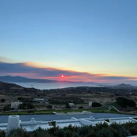 Villa La Grande Vue-private Hilltop With Private Pools