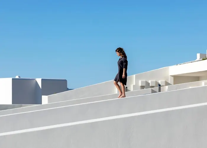 La Grande Vue-private Hilltop With Private Pools Villa *