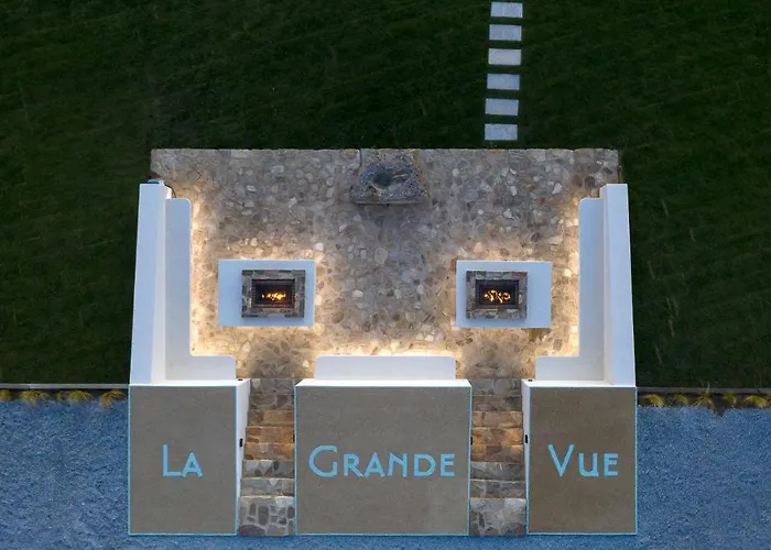 La Grande Vue-private Hilltop With Private Pools * Vivlos
