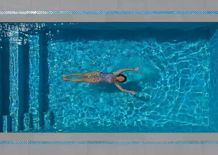 Villa La Grande Vue-private Hilltop With Private Pools