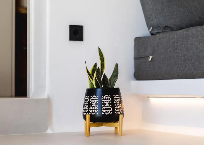 La Grande Vue-private Hilltop With Private Pools * Vivlos