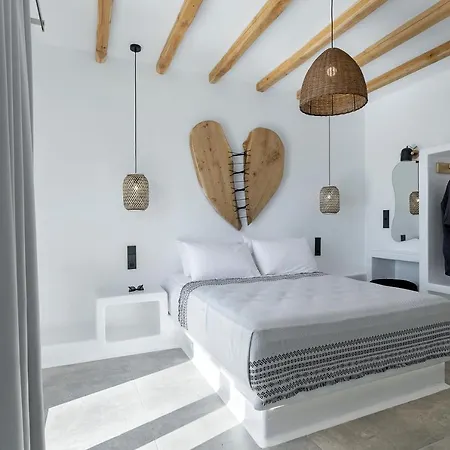 La Grande Vue-private Hilltop With Private Pools