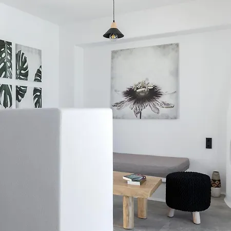 La Grande Vue-private Hilltop With Private Pools *