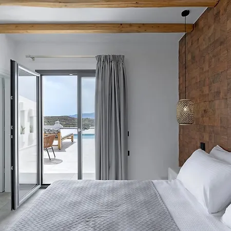 La Grande Vue-private Hilltop With Private Pools Villa *