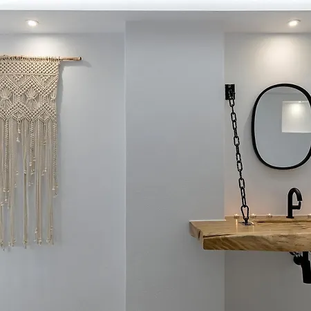 La Grande Vue-private Hilltop With Private Pools * Vívlos