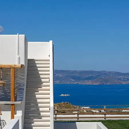 La Grande Vue-private Hilltop With Private Pools *