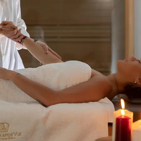 Villa La Grande Vue-private Hilltop With Private Pools