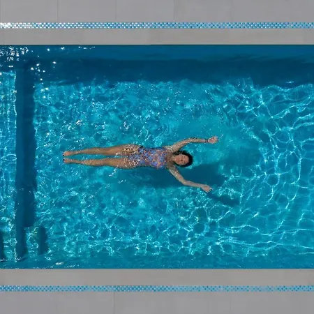 Villa La Grande Vue-private Hilltop With Private Pools