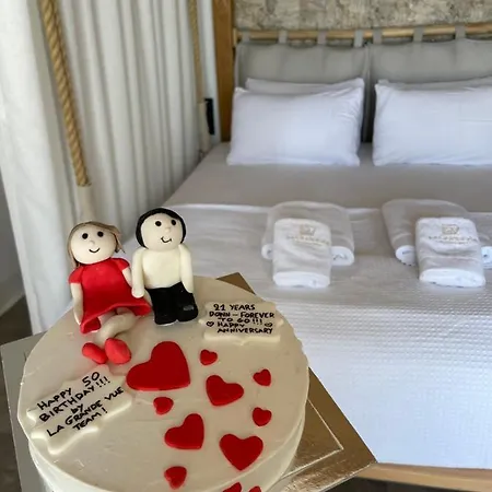 La Grande Vue-private Hilltop With Private Pools Villa *