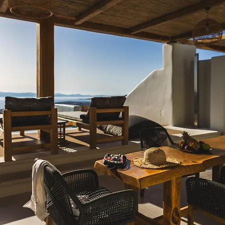 La Grande Vue-private Hilltop With Private Pools *