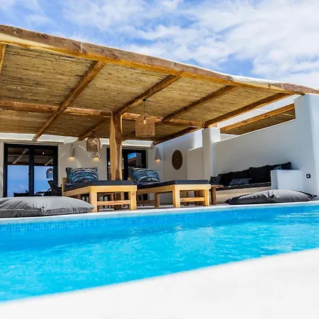 Villa La Grande Vue-private Hilltop With Private Pools *