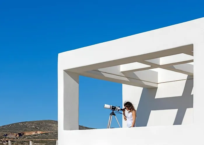 La Grande Vue-private Hilltop With Private Pools