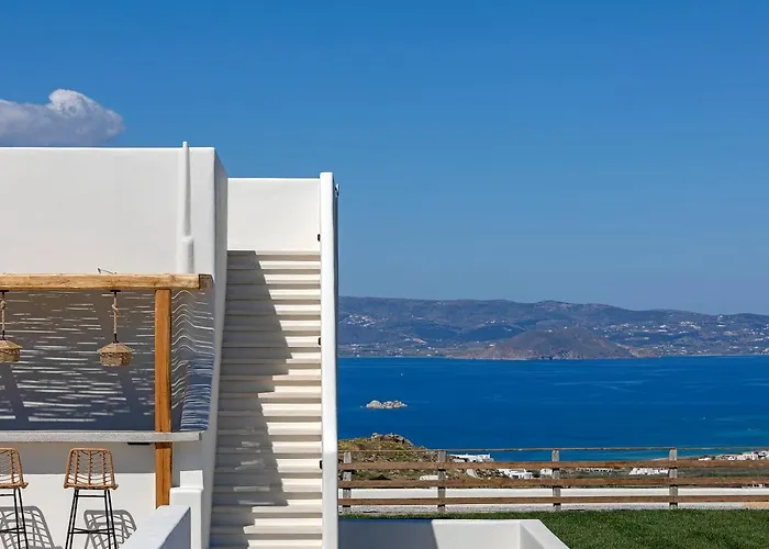 La Grande Vue-private Hilltop With Private Pools *