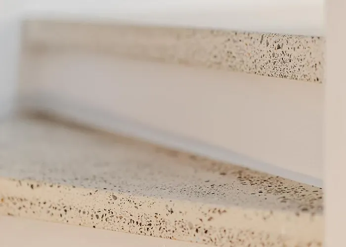 La Grande Vue-private Hilltop With Private Pools